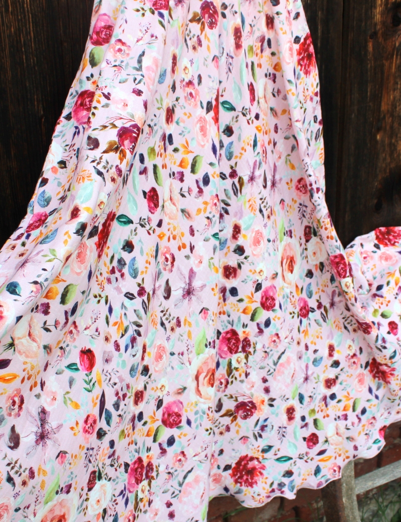 Půlkolová dlouhá mušelínová sukně Kvítka na růžové