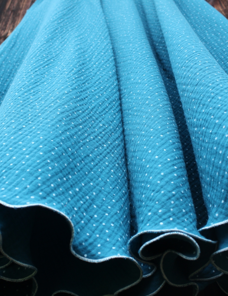 Půlkolová dlouhá mušelínová sukně Puntíky na petrolejové - do cca 14 dnů