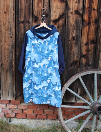 Mikinové šaty s kapucí - Modří jeleni