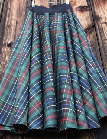 Kolová sukně Skotská zelená I. - do 14 dnů
