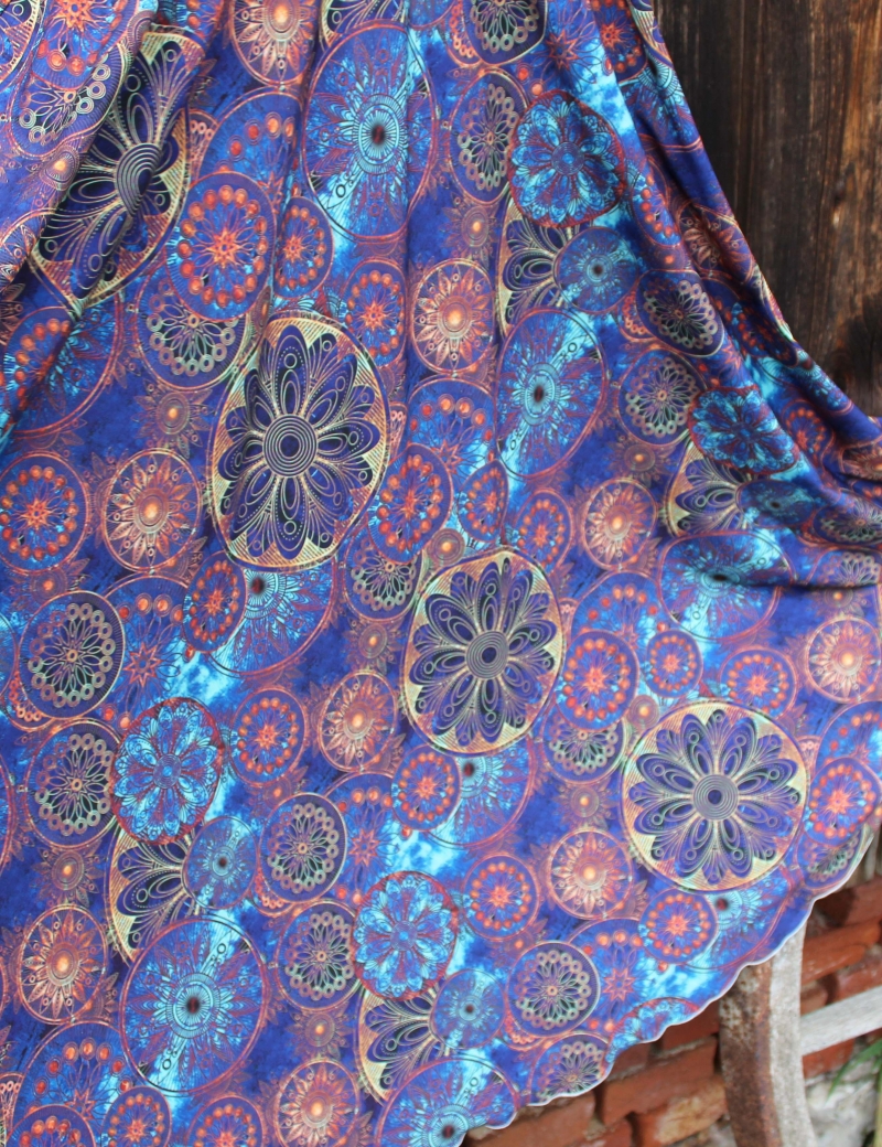 Půlkolová dlouhá sukně Mandaly kovové modré
