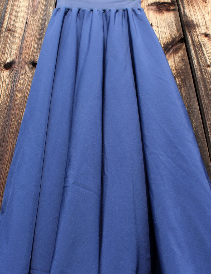 Půlkolová dlouhá sukně Modrá do 14 dnů