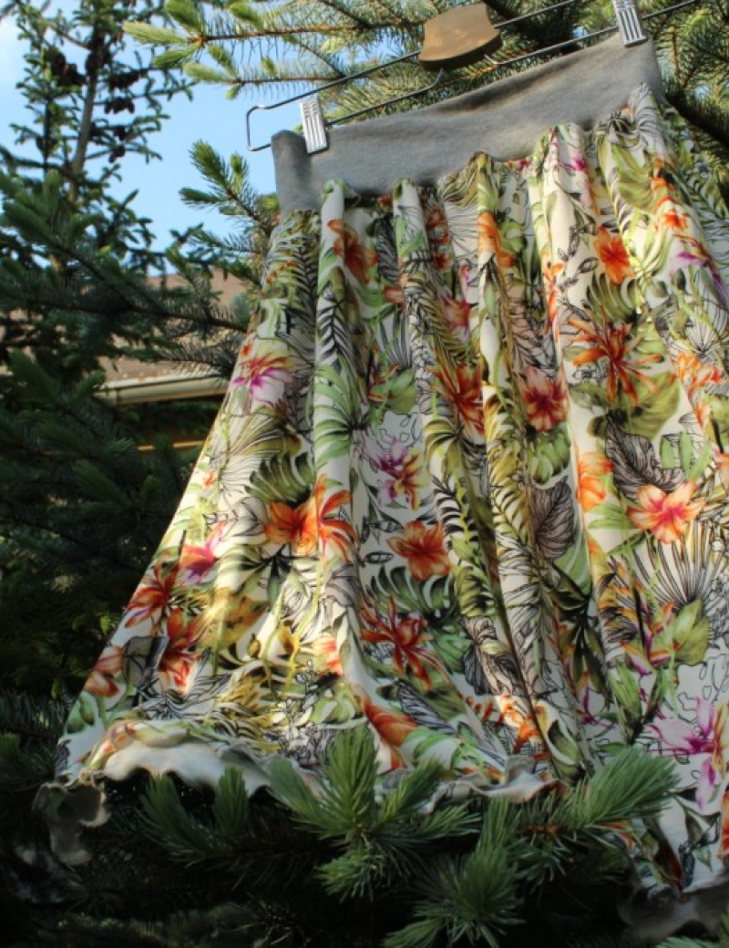 Úpletová sukně Tropic