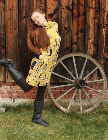 Mikinové šaty s kapucí - Klimt